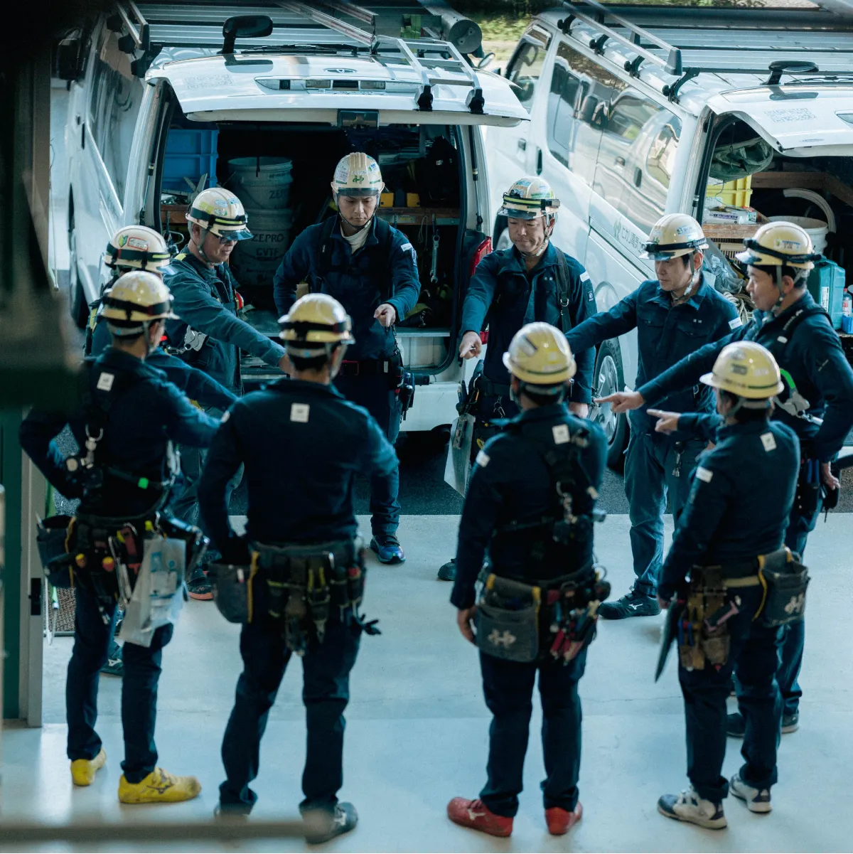 0災確認をする社内MTGの様子